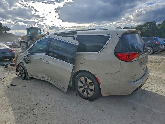 Photo 2 from auction – 2020 CHRYSLER PACIFICA H with VIN 2C4RC1N73LR146669