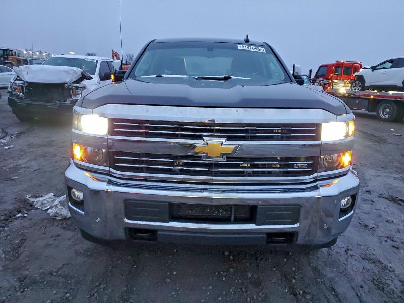 Photo 5 from auction – 2016 CHEVROLET SILVERADO with VIN 1GC1KWE86GF185307