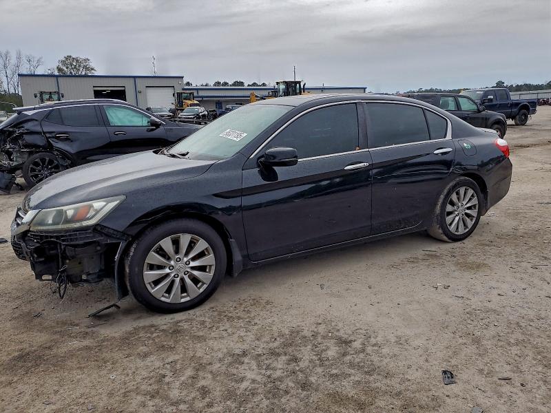 HONDA ACCORD EX 2015 with VIN 1HGCR2F76FA013536 - Photo from auction