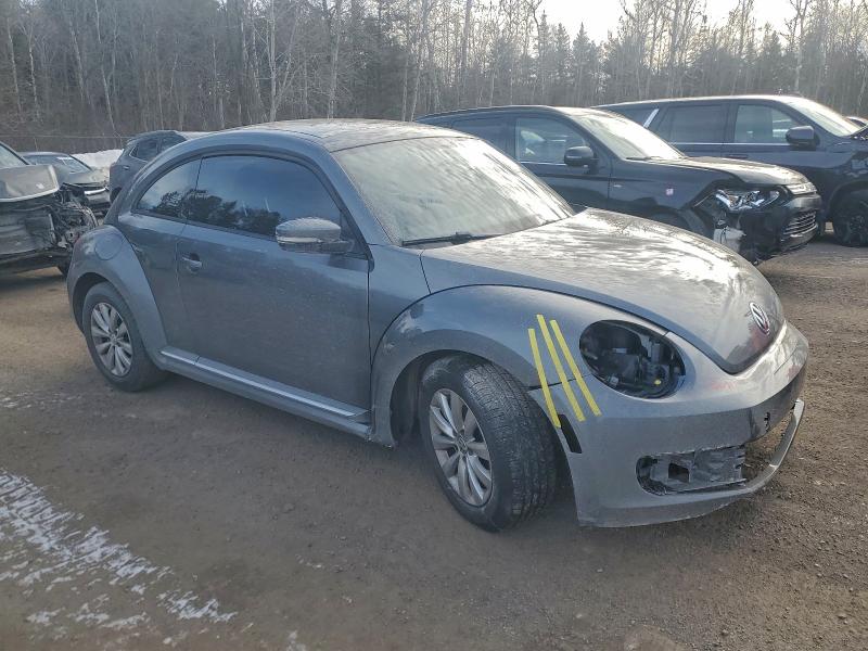 Photo 4 from auction – 2014 VOLKSWAGEN BEETLE with VIN 3VWJL7AT8EM608637