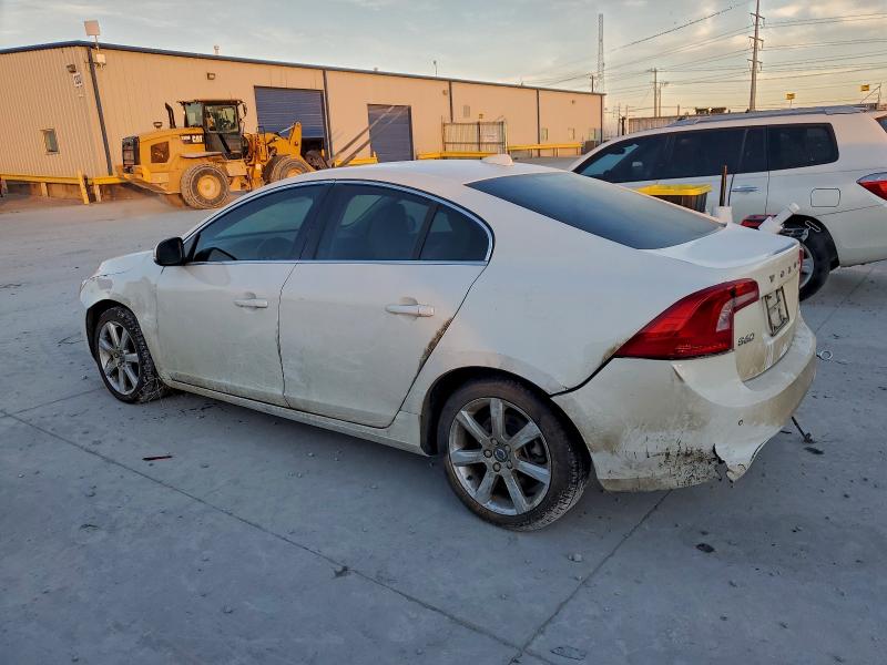 Photo 2 from auction – 2016 VOLVO S60 PREMIE with VIN YV126MFK2G2409360