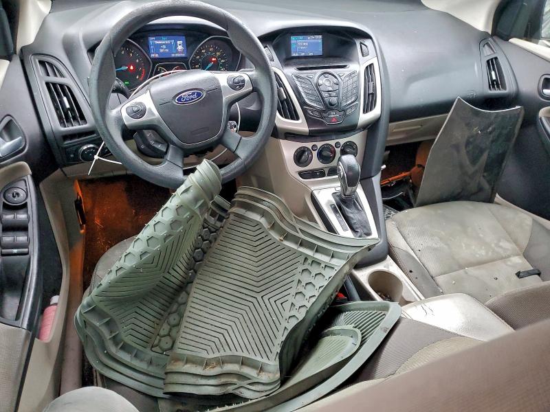 Photo 8 from auction – 2014 FORD FOCUS with VIN 1FADP3F22EL165986