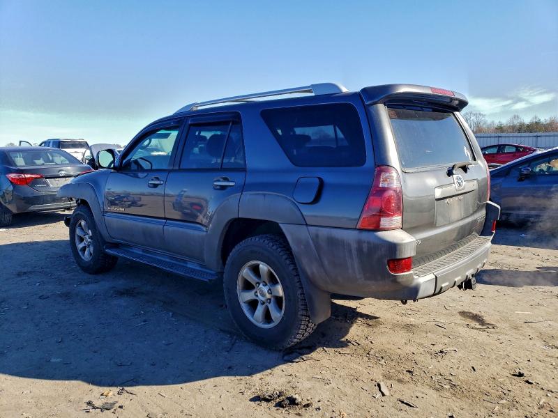 Photo 2 from auction – 2003 TOYOTA 4RUNNER SR with VIN JTEBU14R530011765