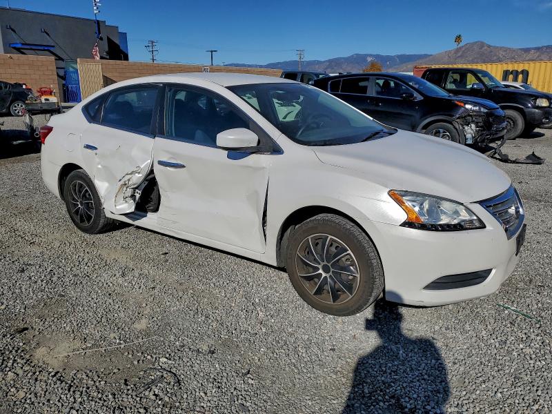 Photo 4 from auction – 2014 NISSAN SENTRA S with VIN 3N1AB7AP1EL636880