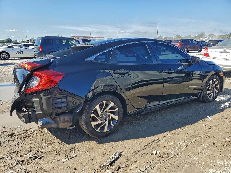 Photo 3 from auction – 2018 HONDA CIVIC EX with VIN 19XFC2F7XJE014028
