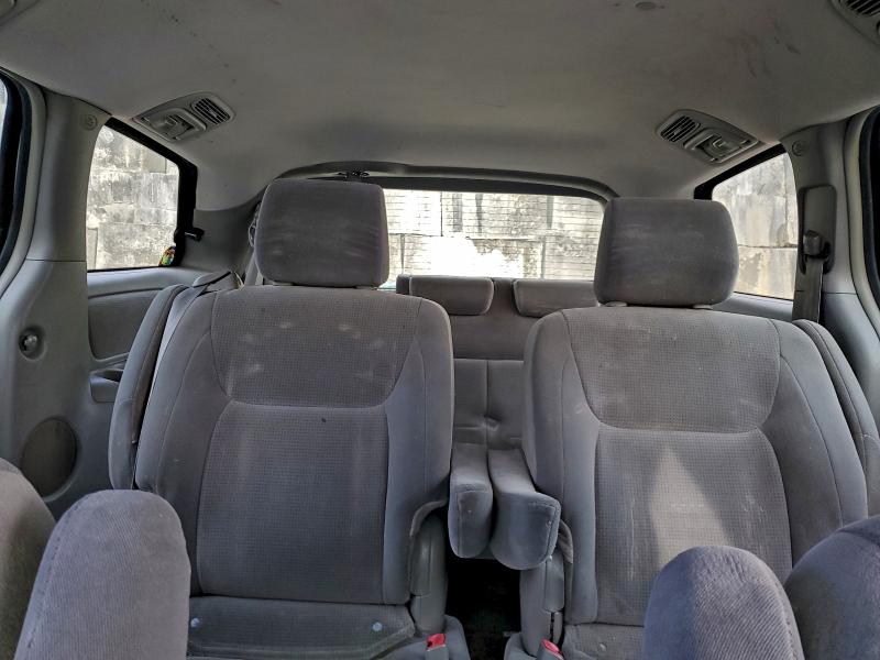 Photo 10 from auction – 2005 TOYOTA SIENNA CE with VIN 5TDZA23C95S375539