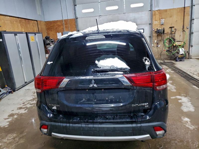 Photo 6 from auction – 2016 MITSUBISHI OUTLANDER with VIN JA4AD3A32GZ039045