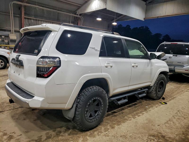 Photo 3 from auction – 2021 TOYOTA 4RUNNER with VIN JTERU5JRXM5845934