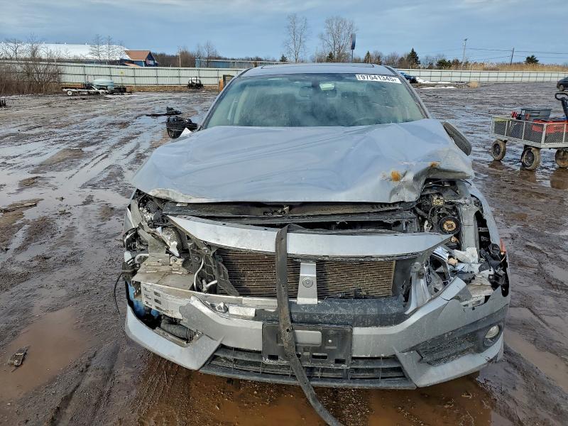 Photo 5 from auction – 2017 HONDA CIVIC EXL with VIN 19XFC1F76HE202310