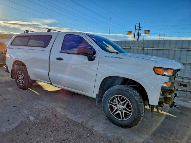 Photo 4 from auction – 2019 CHEVROLET SILVERADO with VIN 3GCNYAEF1KG268006