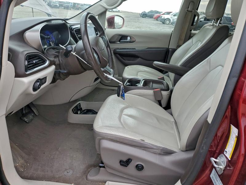 Photo 7 from auction – 2017 CHRYSLER PACIFICA T with VIN 2C4RC1BG1HR510583