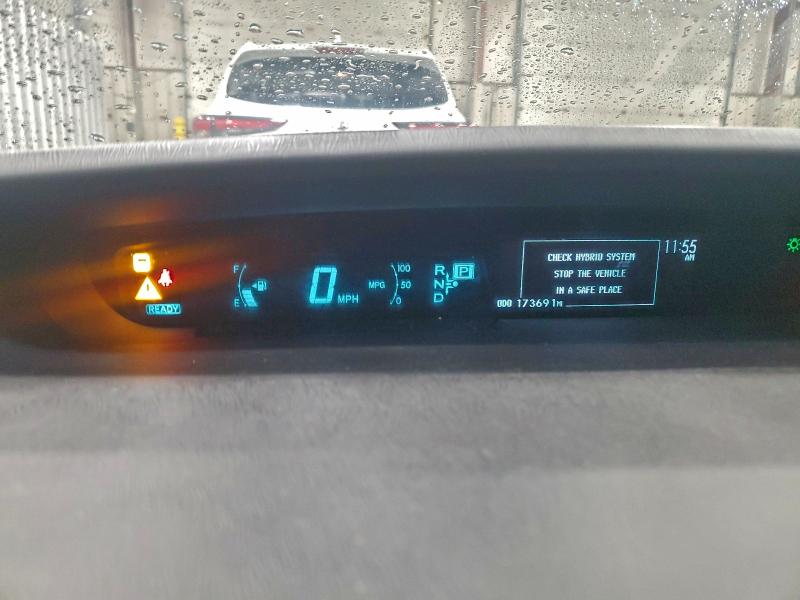 Photo 9 from auction – 2013 TOYOTA PRIUS with VIN JTDKN3DU9D1717831