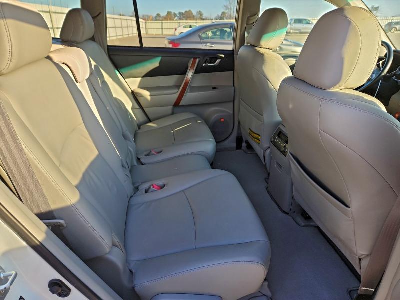 Photo 10 from auction – 2009 TOYOTA HIGHLANDER with VIN JTEDS42A192071066