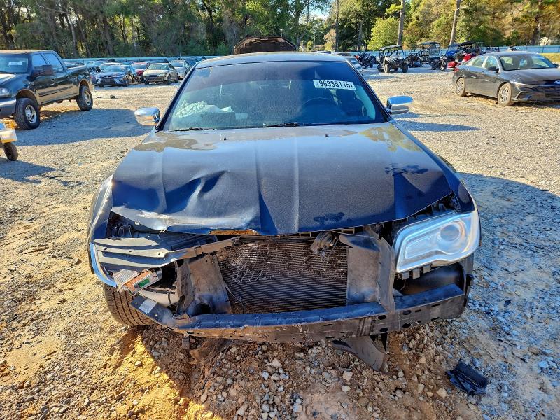 Photo 5 from auction – 2017 CHRYSLER 300C with VIN 2C3CCAEG3HH564494