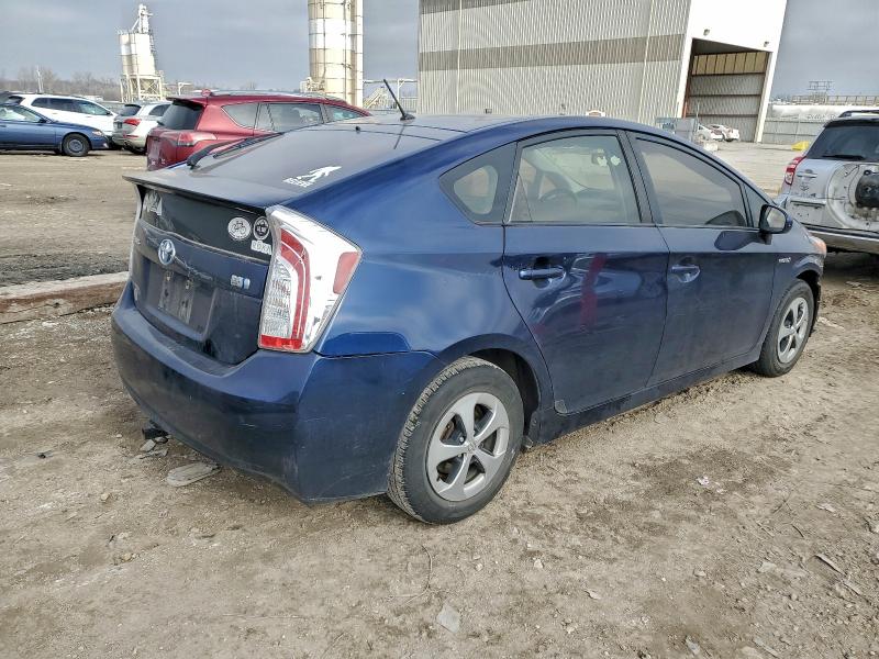 Photo 3 from auction – 2012 TOYOTA PRIUS with VIN JTDKN3DUXC1548739