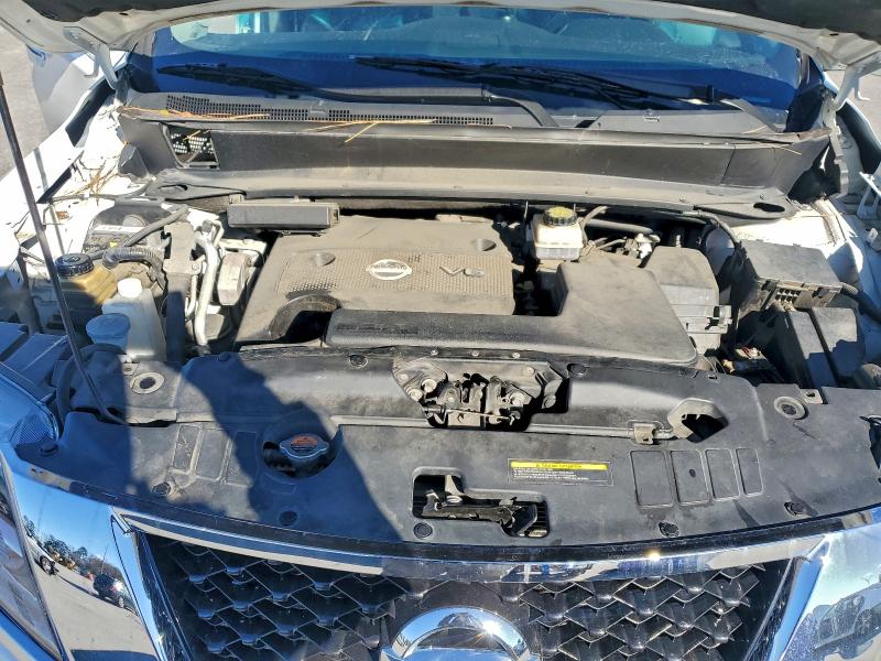Photo 12 from auction – 2014 NISSAN PATHFINDER with VIN 5N1AR2MNXEC689655