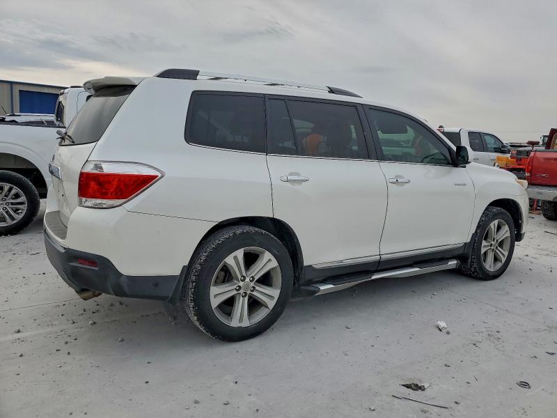 Photo 3 from auction – 2012 TOYOTA HIGHLANDER with VIN 5TDYK3EH9CS077254