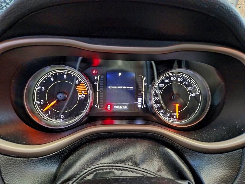 Foto 9 de la subasta – 2017 JEEP CHEROKEE S con VIN 1C4PJMAB9HD222091