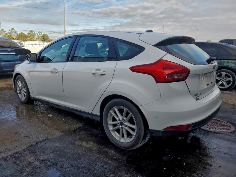 Photo 2 from auction – 2018 FORD FOCUS SE with VIN 1FADP3K22JL213101