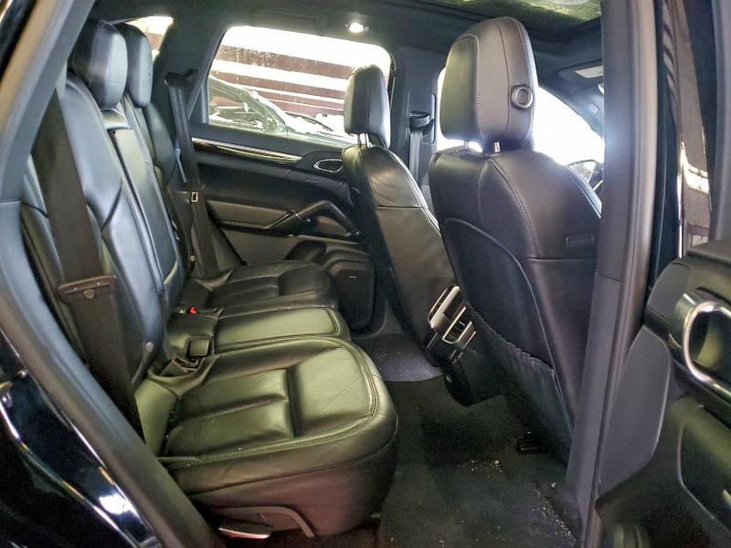 Photo 11 from auction – 2017 PORSCHE CAYENNE with VIN WP1AA2A23HKA82446