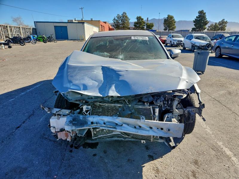 Photo 5 from auction – 2017 MAZDA 6 with VIN JM1GL1U53H1133620