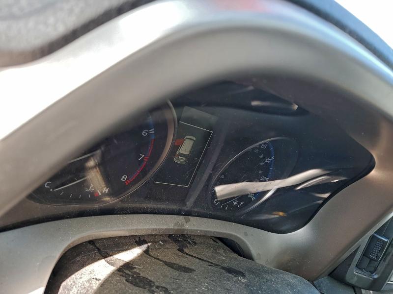 Photo 9 from auction – 2017 TOYOTA RAV4 LE with VIN 2T3BFREV2HW617794