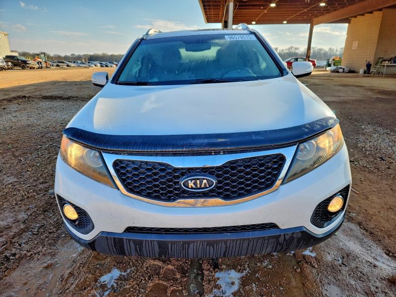 Photo 5 from auction – 2011 KIA SORENTO EX with VIN 5XYKU4A25BG154463