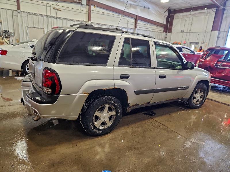 Photo 3 from auction – 2004 CHEVROLET TRAILBLAZE with VIN 1GNDT13S442167734