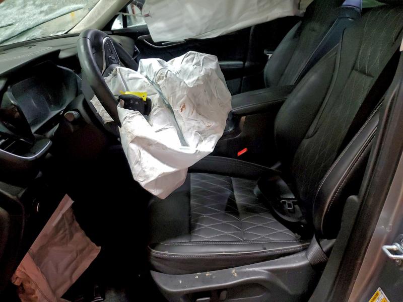 Photo 7 from auction – 2023 BUICK ENVISION with VIN LRBFZSR48PD232946