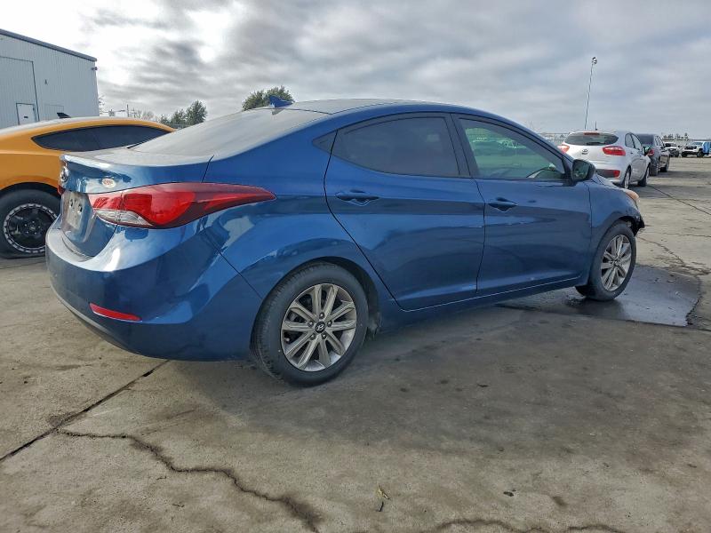 Photo 3 from auction – 2014 HYUNDAI ELANTRA with VIN KMHDH4AE3EU158100