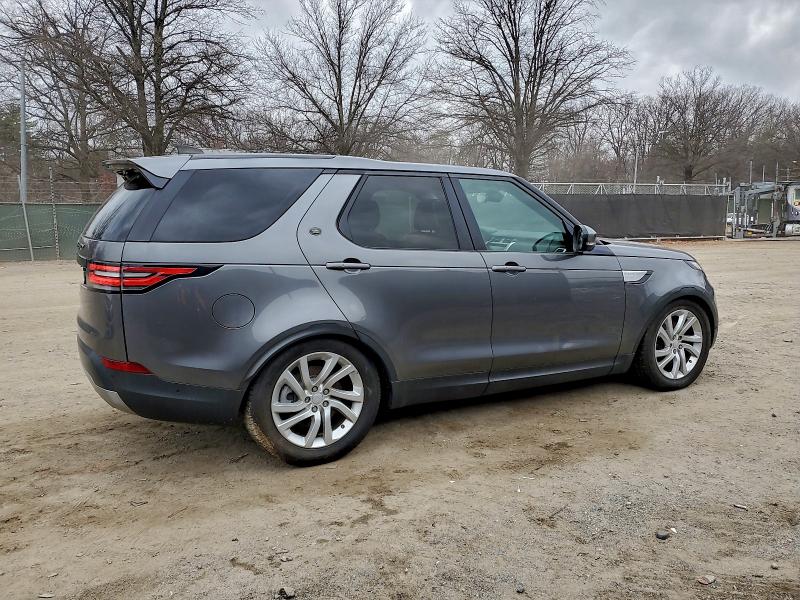 Photo 3 from auction – 2017 LAND ROVER DISCOVERY with VIN SALRRBBV8HA036891