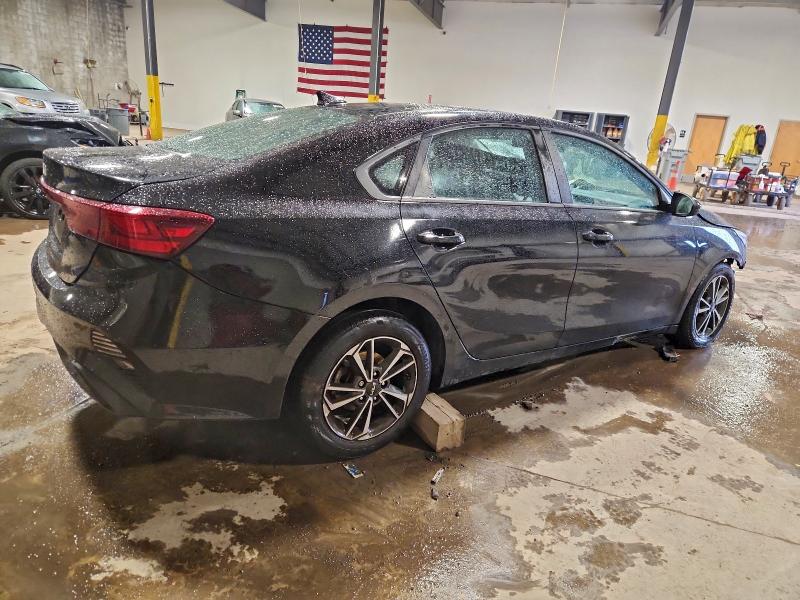 Photo 3 from auction – 2022 KIA FORTE FE with VIN 3KPF24AD0NE503555
