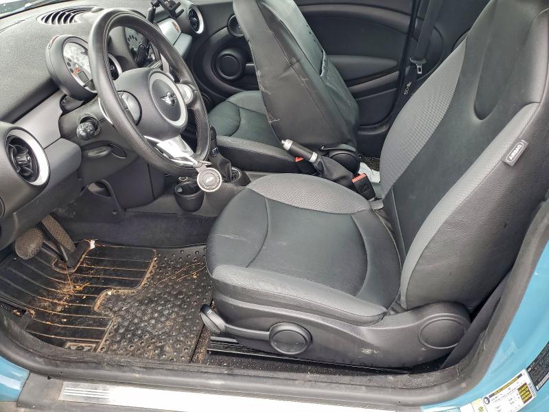 Photo 7 from auction – 2008 MINI COOPER with VIN WMWMF33548TT61389