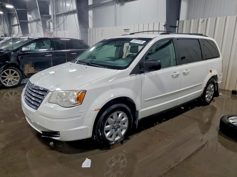 CHRYSLER TOWN & COU 2010 with VIN 2A4RR4DE8AR309596 - Photo from auction
