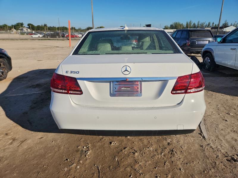Photo 6 from auction – 2015 MERCEDES-BENZ E 350 with VIN WDDHF5KB4FB121128