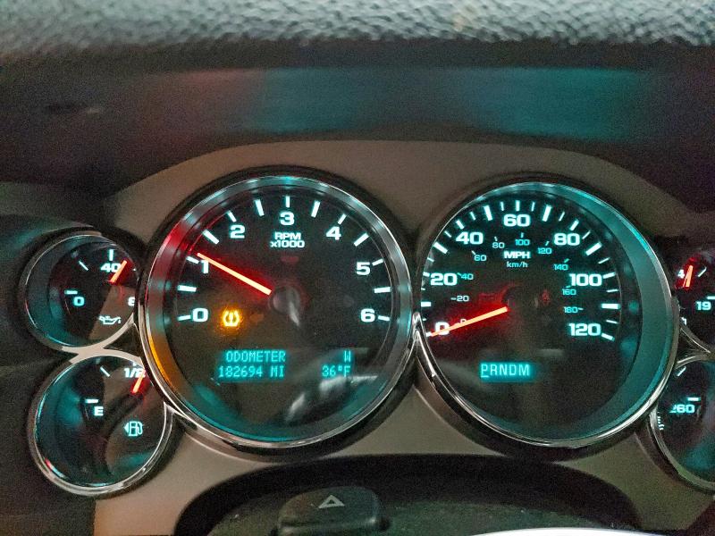 Photo 9 from auction – 2010 CHEVROLET SILVERADO with VIN 1GCSKSE35AZ211516