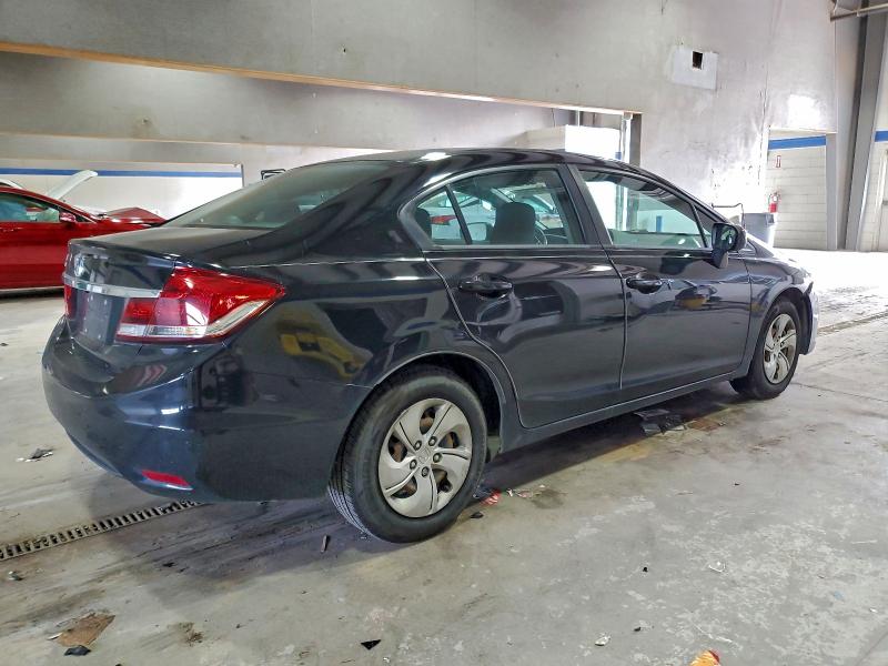 Photo 3 from auction – 2015 HONDA CIVIC LX with VIN 19XFB2E53FE062965