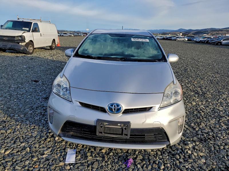 Photo 5 from auction – 2014 TOYOTA PRIUS with VIN JTDKN3DU8E0389180