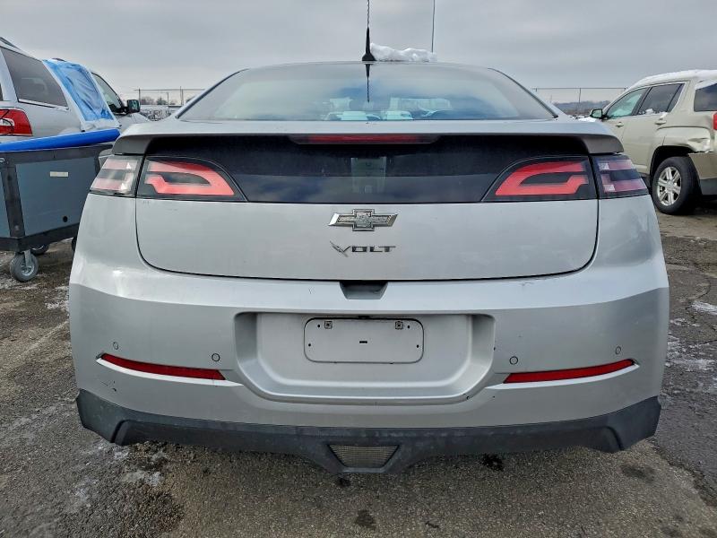 Photo 6 from auction – 2013 CHEVROLET VOLT with VIN 1G1RD6E46DU144072