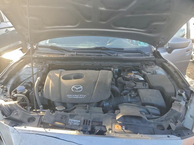 Photo 11 from auction – 2014 MAZDA 3 TOURING with VIN JM1BM1V77E1122283