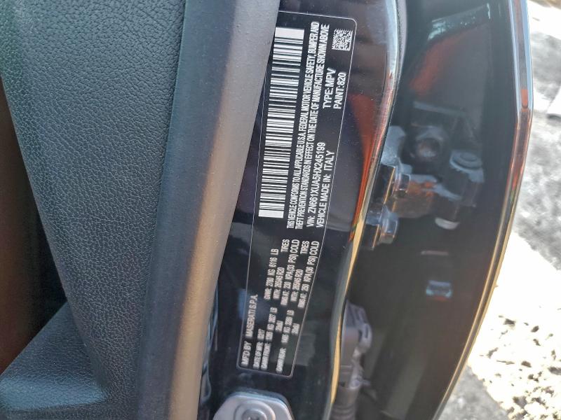 Photo 14 from auction – 2017 MASERATI LEVANTE with VIN ZN661XUA5HX245199