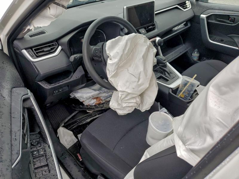 Photo 8 from auction – 2025 TOYOTA RAV4 LE with VIN 2T3H1RFV4SC338735