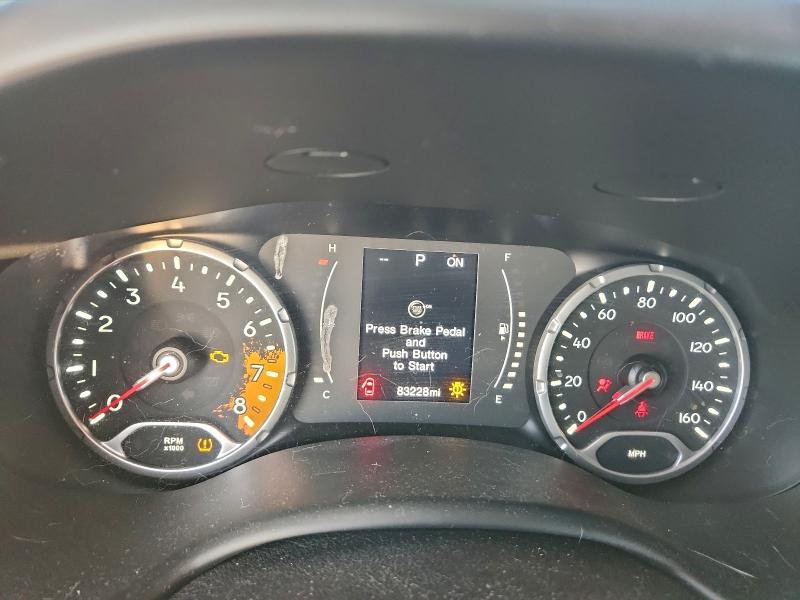 Photo 9 from auction – 2016 JEEP RENEGADE L with VIN ZACCJBBT5GPD33053