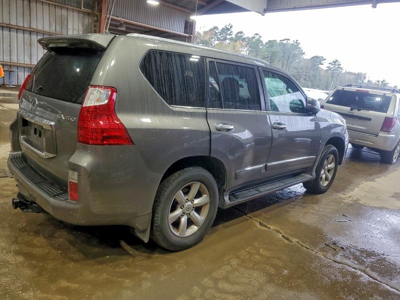 Photo 3 from auction – 2013 LEXUS GX 460 with VIN JTJBM7FX6D5050689