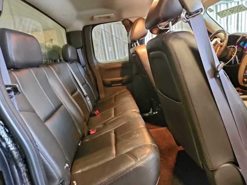 Photo 10 from auction – 2011 GMC SIERRA K15 with VIN 1GTR2WE35BZ222829