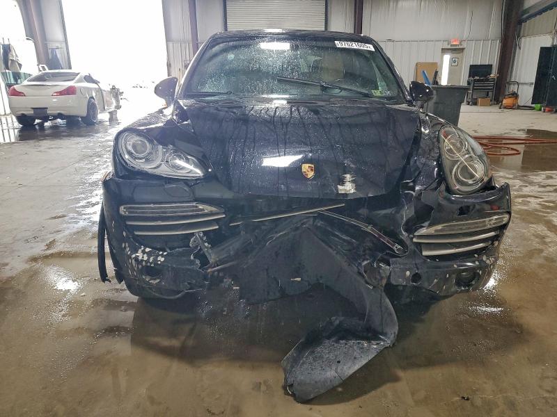 Photo 5 from auction – 2014 PORSCHE CAYENNE with VIN WP1AA2A23ELA92108
