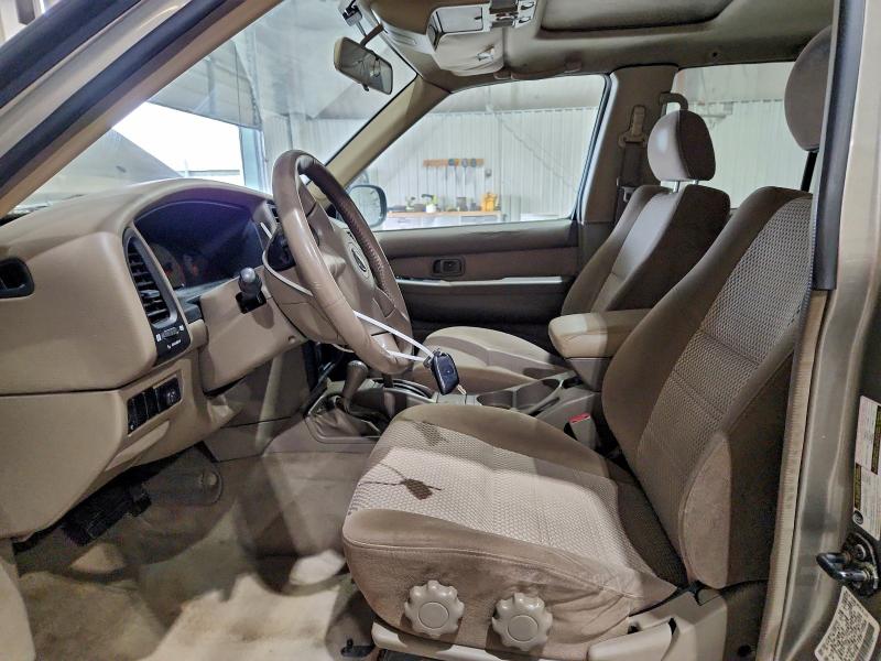 Photo 7 from auction – 2004 NISSAN PATHFINDER with VIN JN8DR09YX4W920063