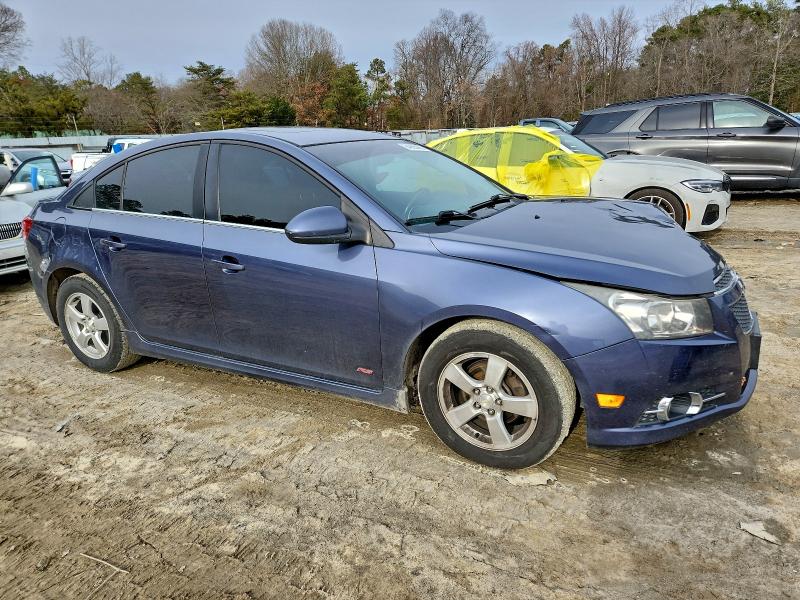 Photo 4 from auction – 2014 CHEVROLET CRUZE LT with VIN 1G1PC5SB7E7220700