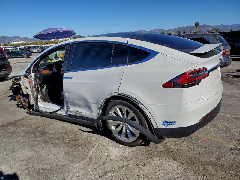 Photo 2 from auction – 2021 TESLA MODEL X with VIN 5YJXCDE24MF321599