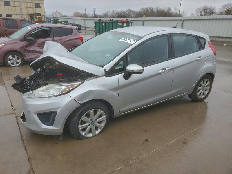 FORD FIESTA SE 2013 with VIN 3FADP4EJ4DM176533 - Photo from auction